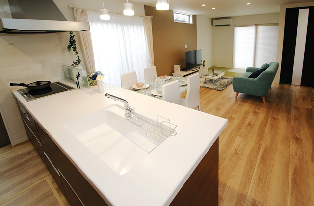 クロノスホーム 東谷山モデルハウス「『ただいま』が待ち遠しくなる低価格なのに高性能な家」(鹿児島市)