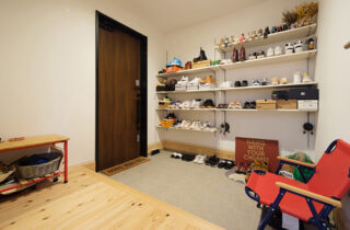 玄関 - 施工事例 - ニーエルホーム