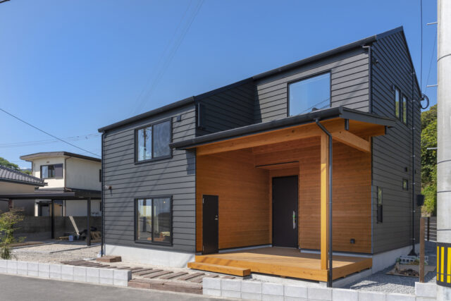 鹿児島市にて「錦江湾と桜島を望む”B-CRAFT”オーナー様邸見学会」を開催【12/21】