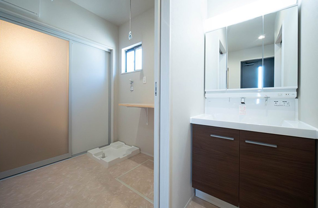 洗面所 - 施工事例 - 感動