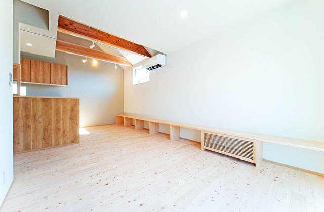 家事動線と収納美で毎日を整えるナチュラルモダンな2階建て - 感動