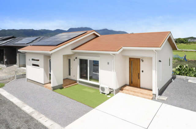 旭原IIモデルハウス「洗濯も収納も楽々！ウォークスルークローゼットのある平屋」(鹿屋市)