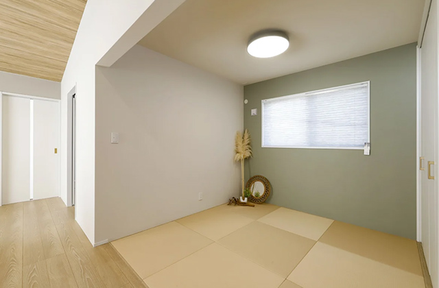 和室 - 中山町平屋モデルハウスII「白壁と木目のナチュラルモダン平屋」(鹿児島市) - センチュリーハウス