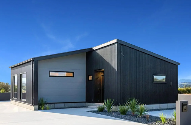 姶良平松平屋モデルハウス「シャープなガルバリウム鋼板の家事ラク4LDK平屋」(姶良市) - センチュリーハウス