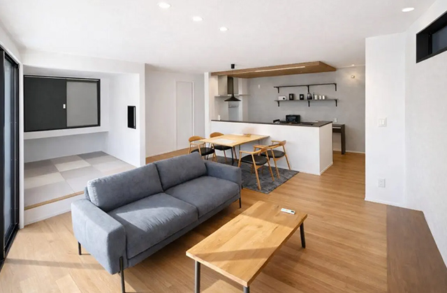 LDK - 姶良平松平屋モデルハウス「シャープなガルバリウム鋼板の家事ラク4LDK平屋」(姶良市) - センチュリーハウス