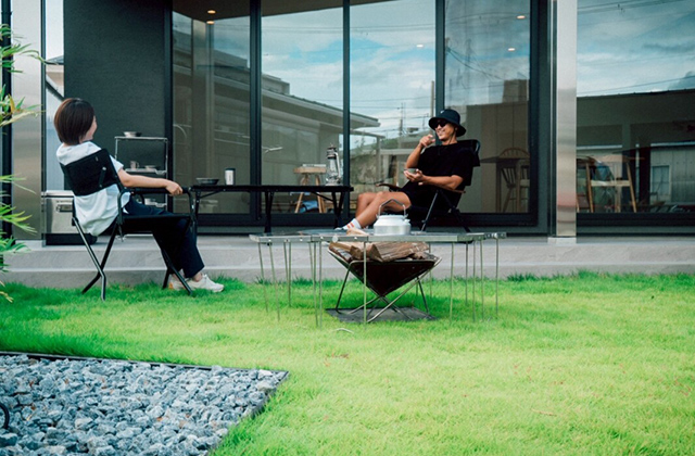 中庭 - 施工事例 - チェックハウスプラス