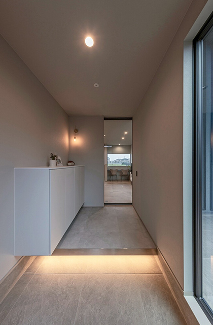 玄関ホール - 施工事例 - チェックハウスプラス