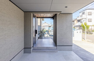 ガレージ - 施工事例 - チェックハウスプラス