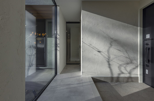 玄関ホール - 施工事例 - チェックハウスプラス