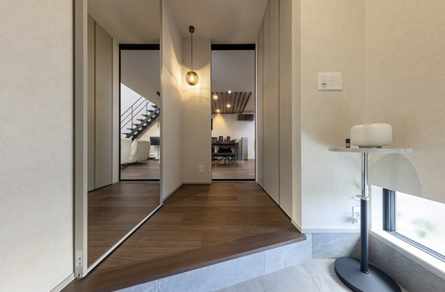 玄関 - 施工事例 - チェックハウスプラス