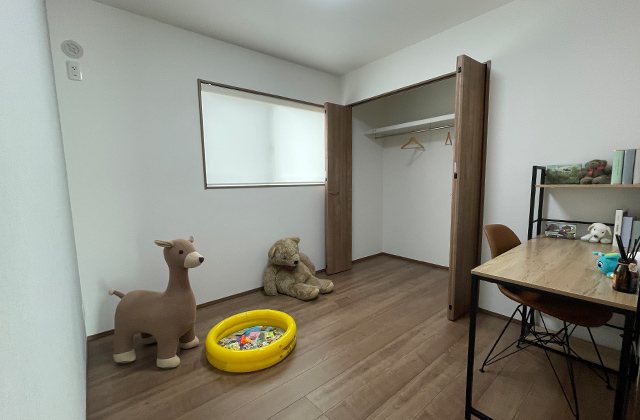 子供部屋 - 国分寺町モデルハウス「広々としたお庭の平屋」(薩摩川内市) - デイジャストハウス