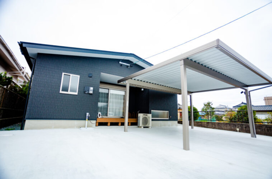 片流れ屋根でスタイリッシュな外観の家事ラクを叶える平屋 - ハウスサポート - 外観