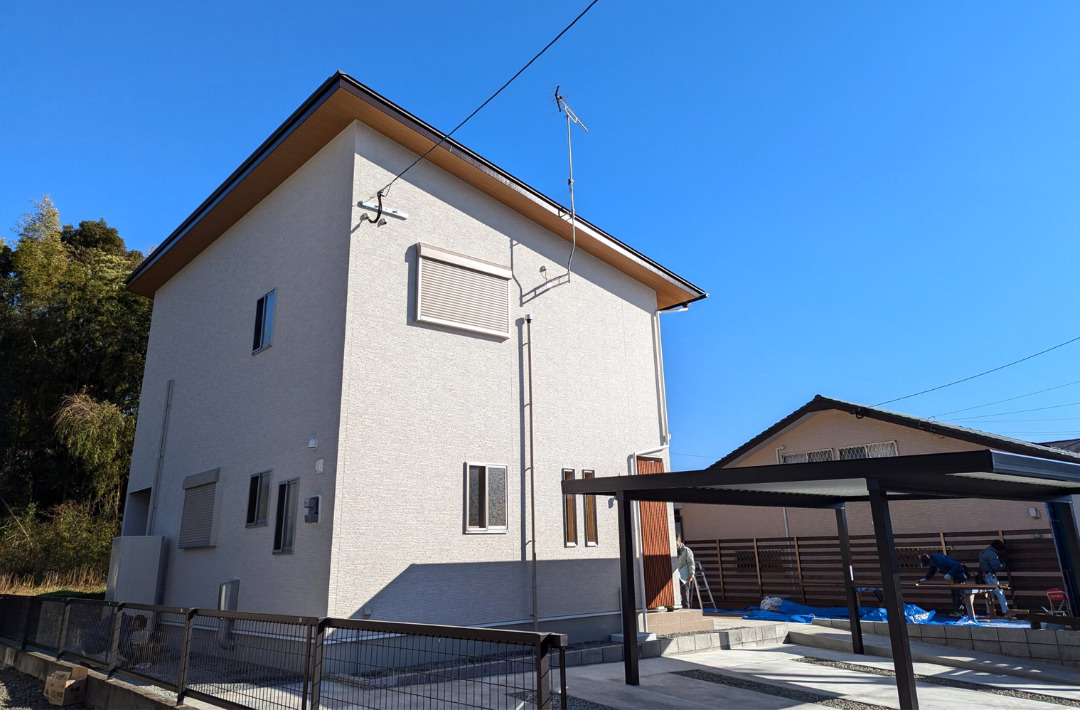 吹き抜けのある開放的でスタイリッシュモダンな2階建て - ハウスサポート - 外観