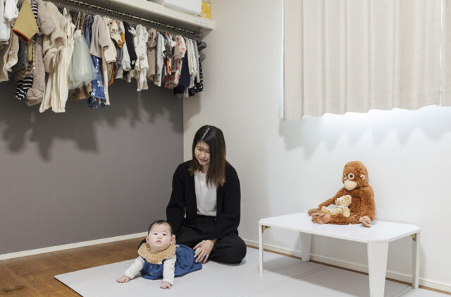重厚感のある佇まいのシック×モダンな平屋 - 国分ハウジング - 子ども部屋