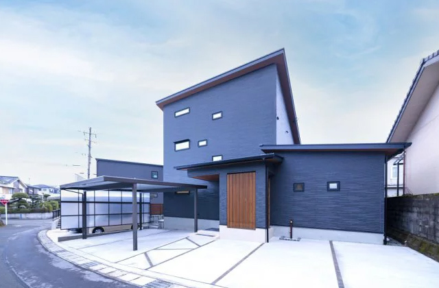 収納スペースが充実したZEHの2階建て MBCハウス