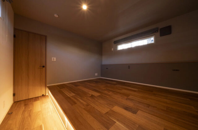 光が映える27帖大空間LDKに究極の家事ラク動線を備えた気品漂う2階建て - MBCハウス - 寝室