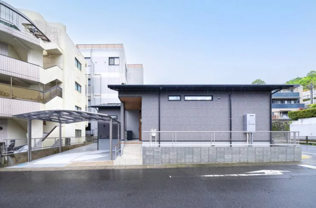 光あふれるLDKと回遊動線が心地よい家事ラクを叶える平屋 - MBCハウス - 外観