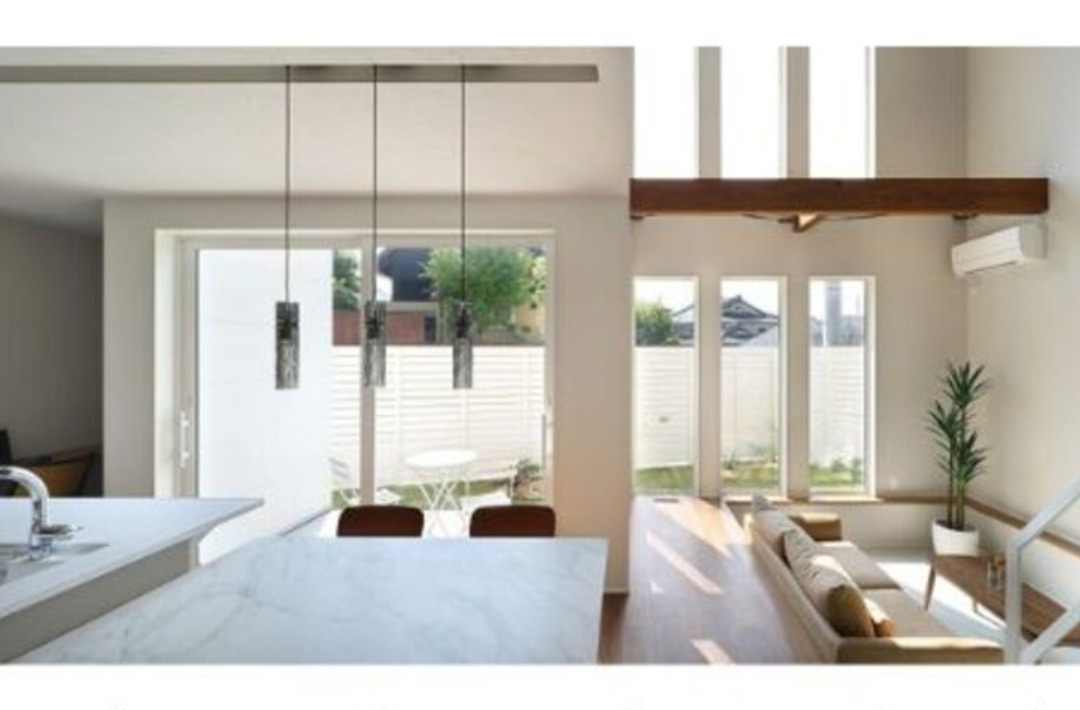 吉野町モデルハウス「中庭×吹き抜けのある洗練されたゆとりを感じる家【Leeway -private villa-】」(鹿児島市) - MBCハウス - ダイニング