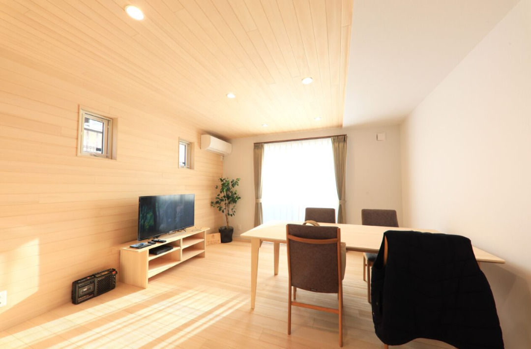 家事ラクを実現するどの世代も心地良いコンパクトな28坪2世帯住宅 - もみの木ハウス・かごしま - リビング・ダイニング