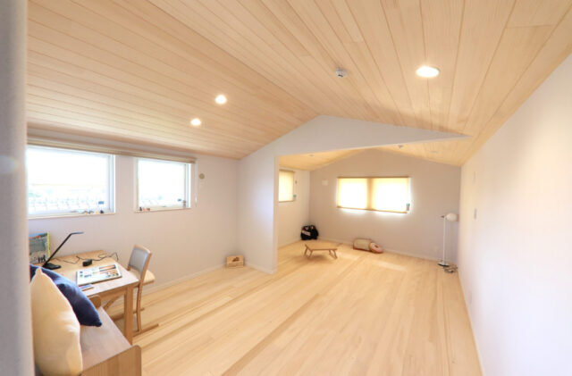 もみの木の香りと光が調和するライフステージに寄り添う2階建て - もみの木ハウス・かごしま - 子ども部屋