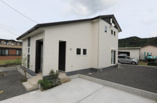 将来を見据えた小屋裏のある機能美を凝縮したコンパクトハウス - もみの木ハウス・かごしま - 外観