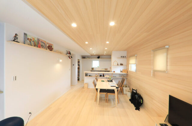 将来を見据えた小屋裏のある機能美を凝縮したコンパクトハウス - もみの木ハウス・かごしま - LDK