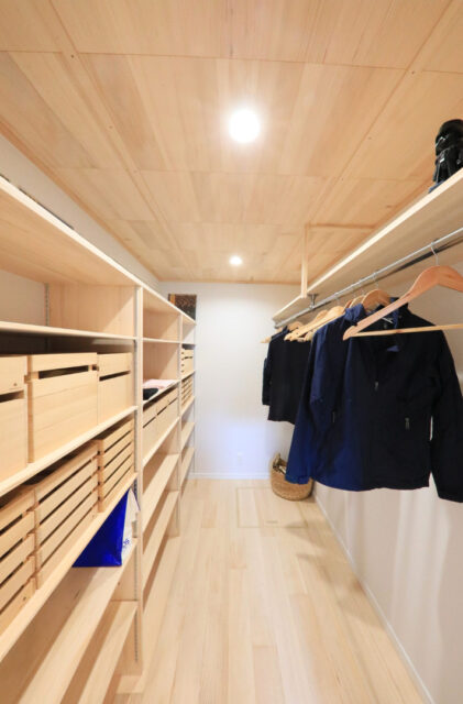 将来を見据えた小屋裏のある機能美を凝縮したコンパクトハウス - もみの木ハウス・かごしま - WIC