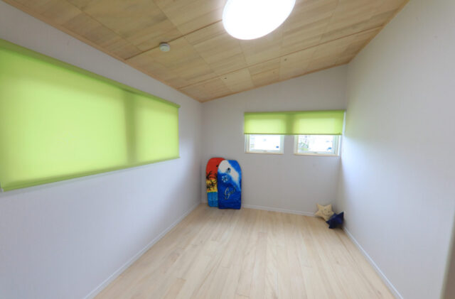 将来を見据えた小屋裏のある機能美を凝縮したコンパクトハウス - もみの木ハウス・かごしま - 子ども部屋