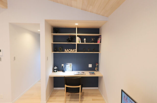 立体的な開放感と回遊動線が快適な暮らしを叶える平屋のような2階建て - もみの木ハウス・かごしま - スタディスペース