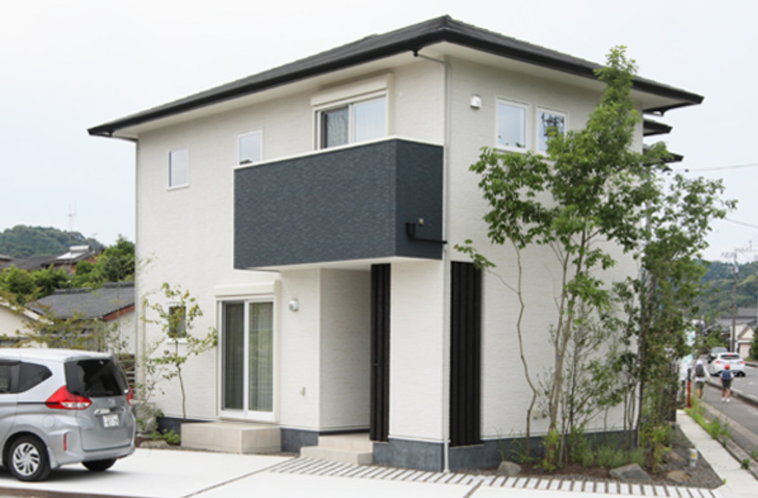 姶良 体験型モデルハウス「木の風合いに包まれる空気がきれいな2階建て」 (姶良市) - もみの木ハウス - 外観