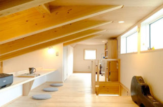 ロフト - 木のぬくもりが安らぎを生み出すオープンな住まい - 建築実例 - MOOK HOUSE