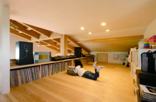 ロフト - のびやかな眺望から桜島を愉しむ住まい - 建築実例 - MOOK HOUSE
