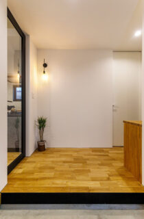 玄関 - 施工事例 - 中池組