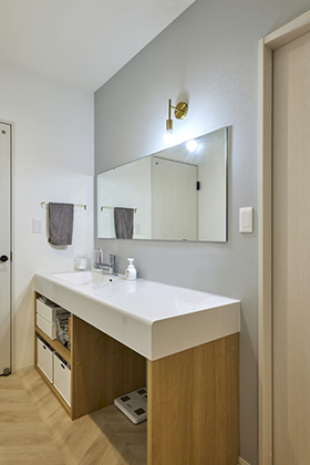 洗面所 - 無駄なスペースを省いた合理的な間取りの2階建て NEOデザインホーム