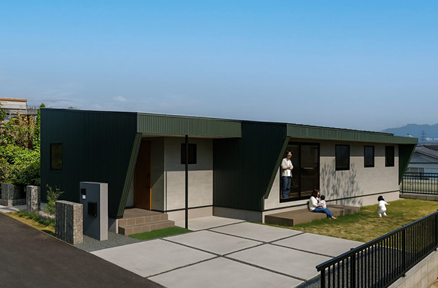 外観 - 南さつま市加世田モデルハウス「深い軒の影が美しい端正なガルバリウム外観の平屋」(南さつま市) - NEOデザインホーム