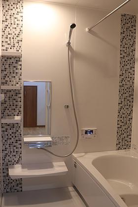 浴室 - 木造4LDK2階建ての和室がある家 西川建設
