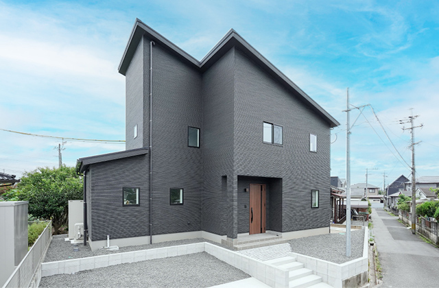 西餅田 2階建て 三洋ハウスの建売住宅 4LDK【2階建て】