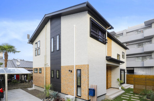 段下がり和室やスキップフロアが魅力の立体的な4層住宅 - 七呂建設 - 外観