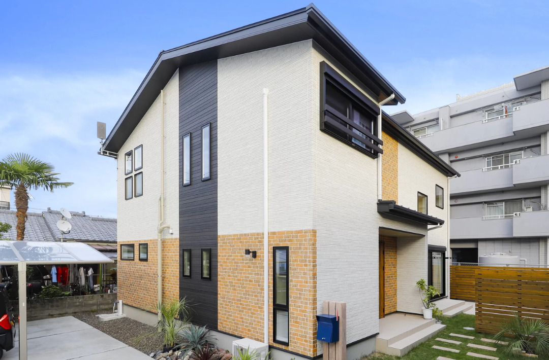 段下がり和室やスキップフロアが魅力の立体的な4層住宅 - 七呂建設 - 外観