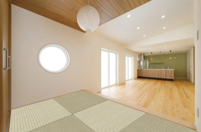 霧島市隼人町にて「買い物動線・集約水回り・夫婦それぞれのワークスペース完備！LDKもパーソナル空間も心地いい♪35坪平屋」の完成見学会【3/15,16】