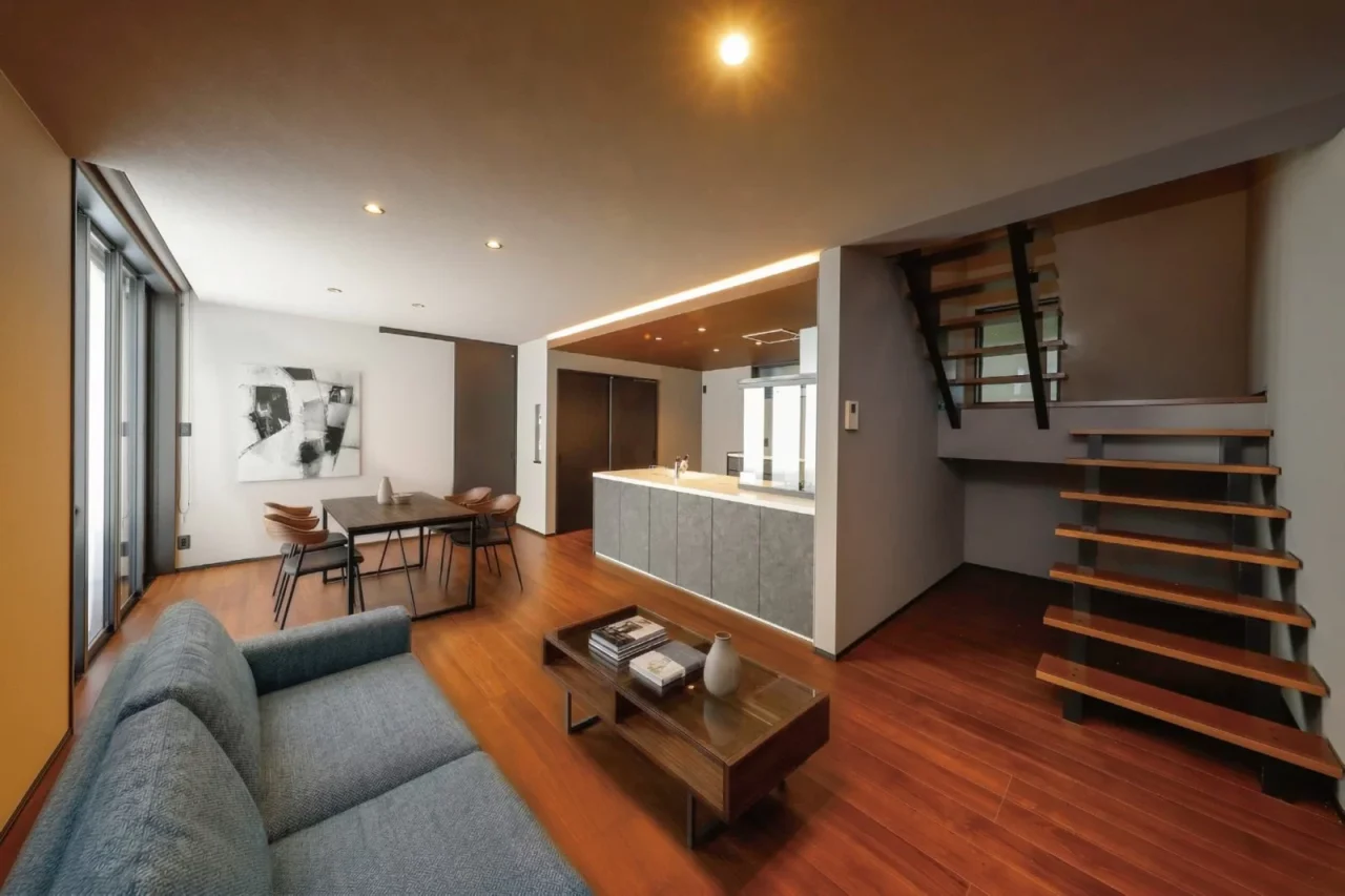 鹿児島市樋之口町にて「2台収容のインナーガレージ・ゆったり居室・屋上バルコニー完備♪ 街なかでのびのび暮らす！60坪2階建てガレージハウス」の完成見学会【3/28,29】