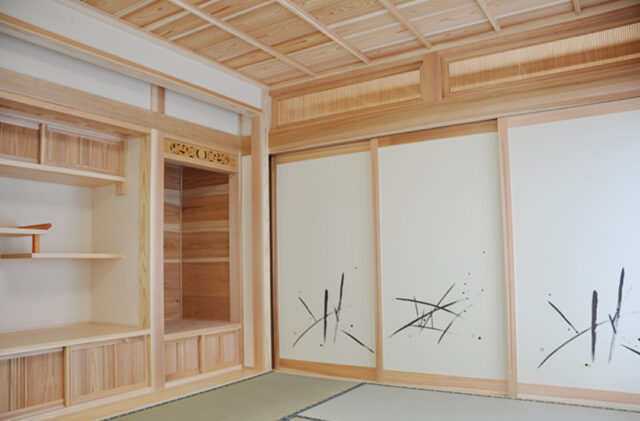 木の香りと和の伝統美が調和する心地良いモダンなお家 - 建築工房匠 - 和室