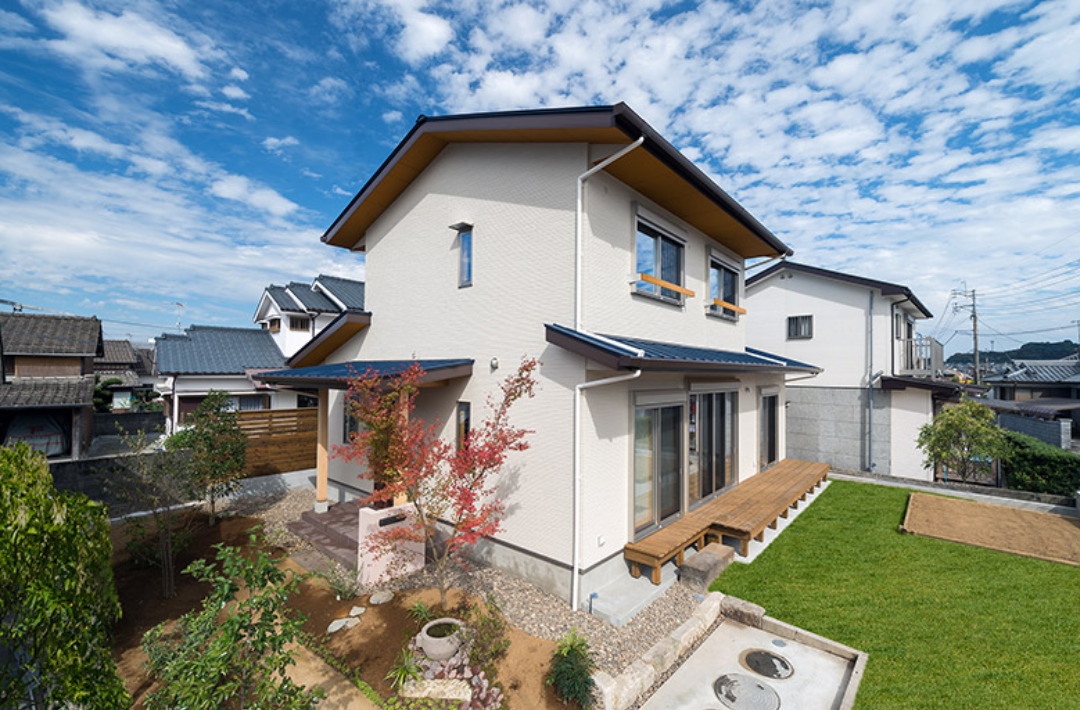 日本らしい佇まいにモダンがやさしくなじむ光と風を感じる住まい - 建築工房匠 - 外観