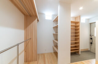 玄関ホール - 施工事例 - 建築工房匠