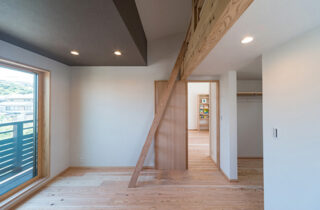 木のぬくもりが溢れる快適なZEHの家 - トータルハウジング - 建築実例