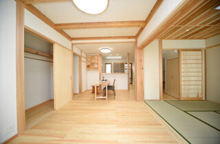 かごしま材の魅力を最大限引き出した二世帯住宅 - 建築工房匠 - 建築実例