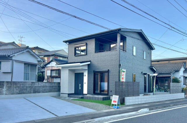 和田モデルハウス「快適性・安全性が備わったリアルサイズの2階建て」(鹿児島市) - とまりの - 外観