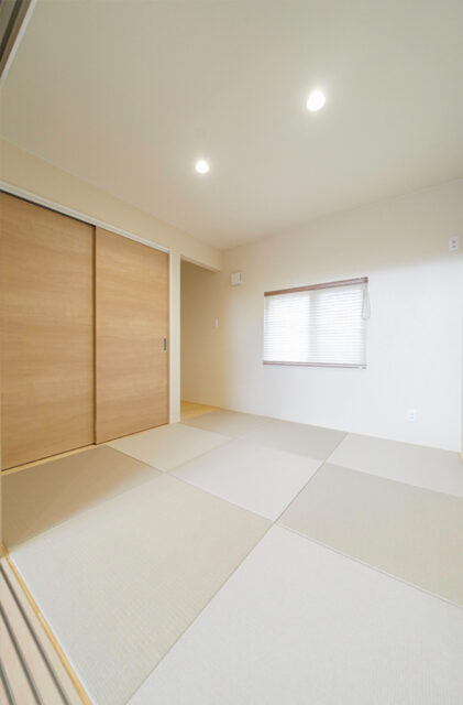 家事効率を極めた上質モダンスタイルの平屋 - トータルハウジング - 和室