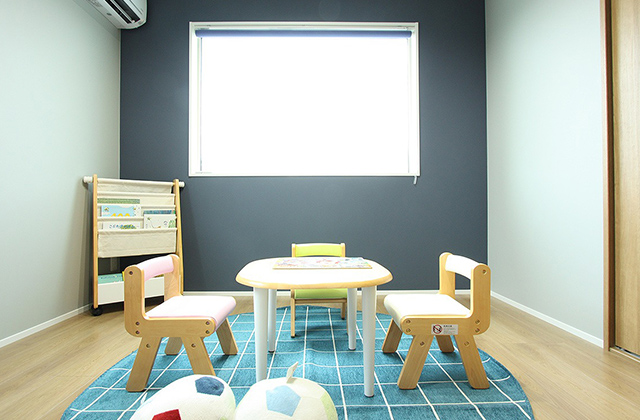 子供部屋 - コンパクトなサイズで大きく見える2階建て 津曲工業